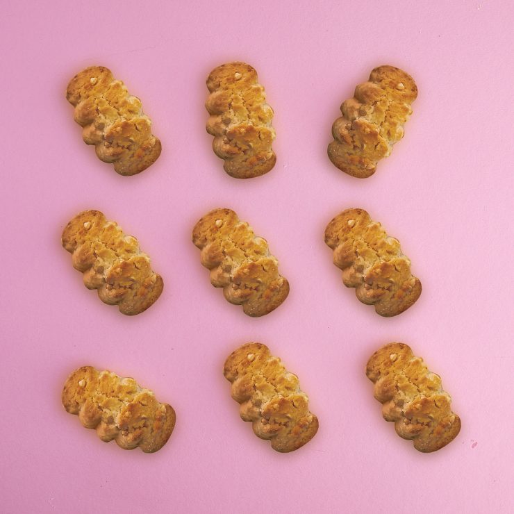 “Peanuts stick” cookies
