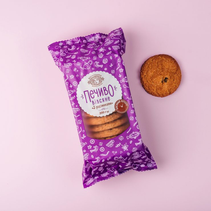 Сlassic oatmeal cookies with raisins TM Boguslavna